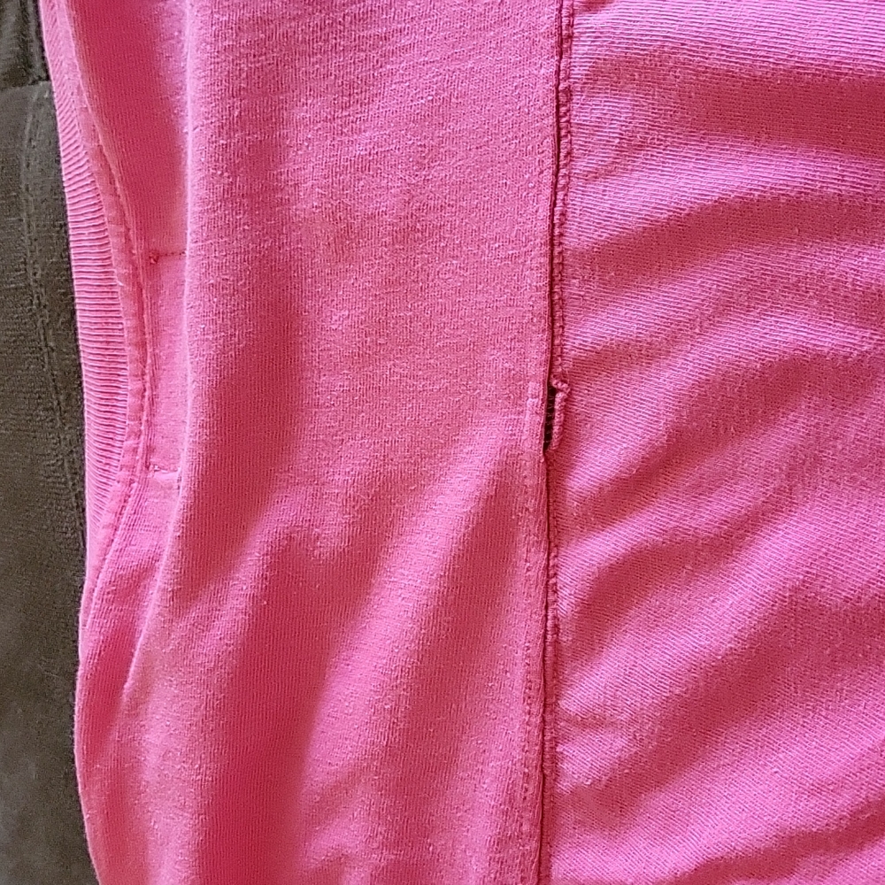 Pink tee - Picture 3 of 5